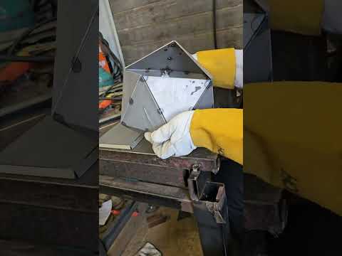 Majestic Metal Mace D20 10"
